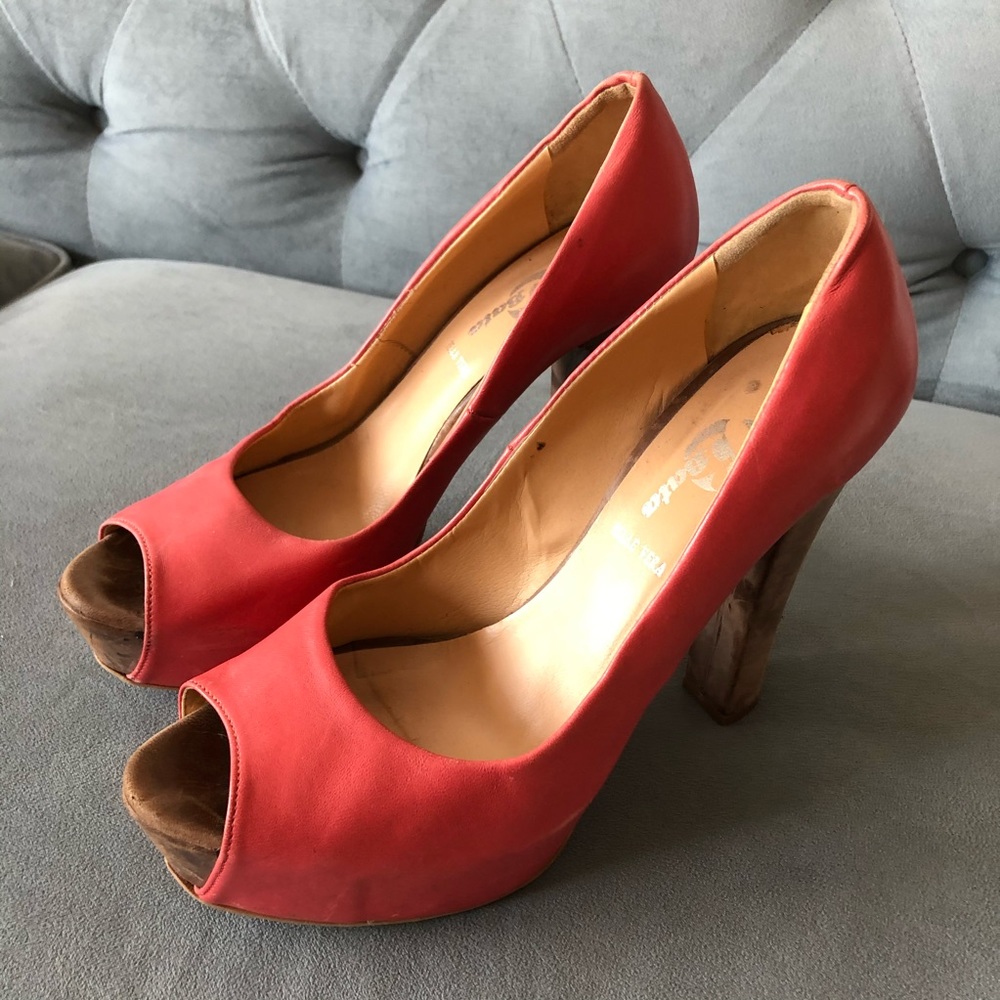 BATA Soft Leather Heels Made in ITALY